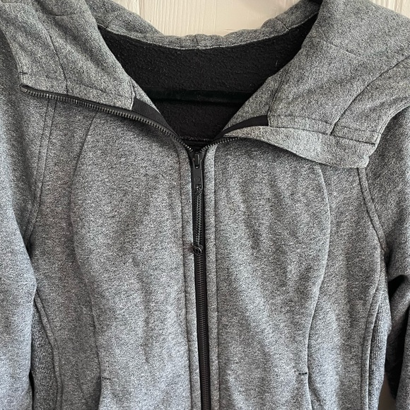 Lululemon Dark Grey Heathered Scuba Hoodie - Picture 4 of 5